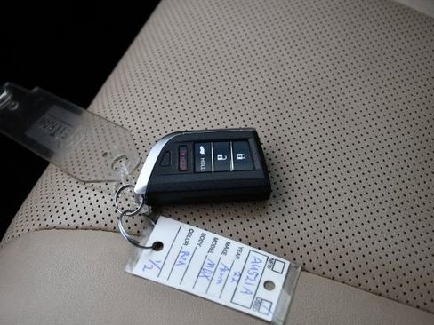 Used 2022 Acura MDX SH-AWD w/ Technology Package image 19