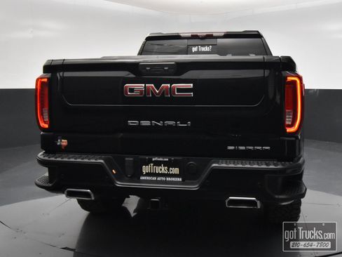 Used 2022 GMC Sierra 1500 Denali w/ Denali Reserve Package AWD/4WD image 6