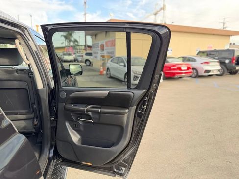 Used 2012 Nissan Armada SV w/ Driver Pkg RWD image 29