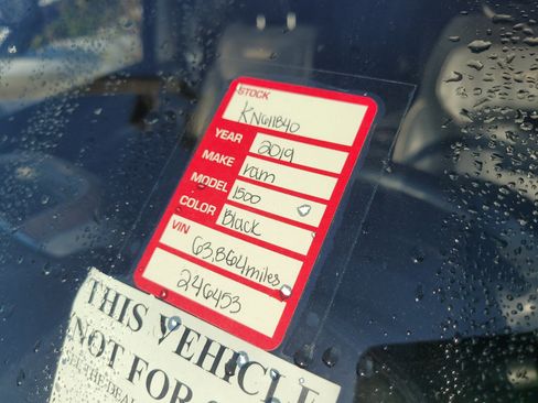 Used 2019 RAM 1500 Laramie image 10