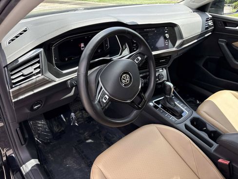 Used 2019 Volkswagen Jetta SEL FWD image 16