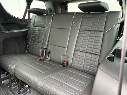 New 2026 Cadillac Escalade ESV Platinum Sport w/ LPO, ONYX Package AWD/4WD image 13