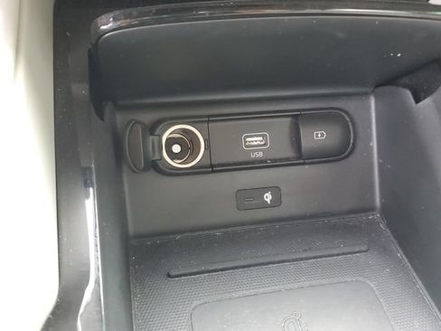 Certified 2022 Kia Telluride EX w/ EX Premium Package FWD image 31