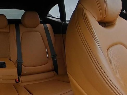 Used 2021 Aston Martin DBX AWD/4WD image 23