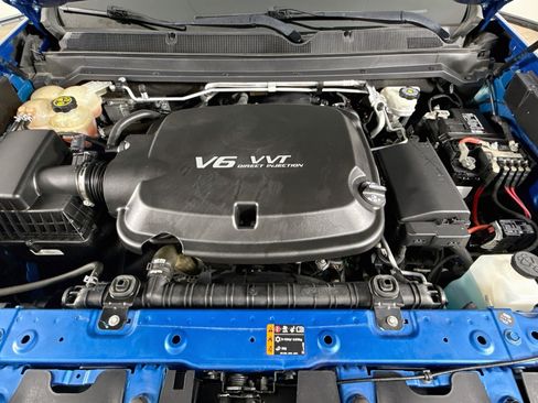 Used 2021 Chevrolet Colorado LT w/ Safety Package RWD image 31