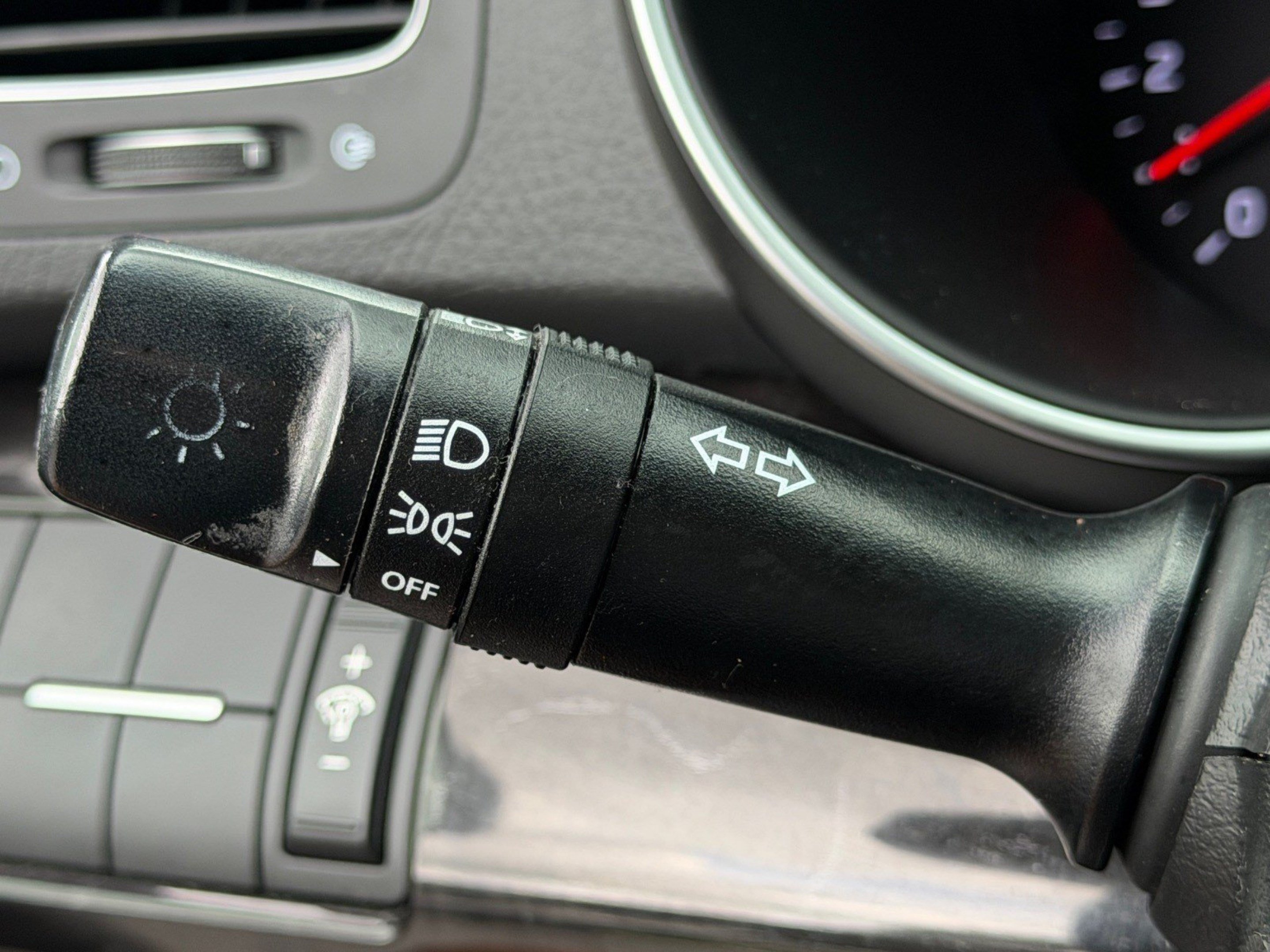 Used 2014 Kia Sorento LX FWD image 43
