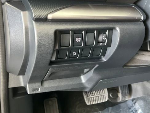 Used 2021 Subaru Forester Premium w/ Popular Package #1 AWD/4WD image 28