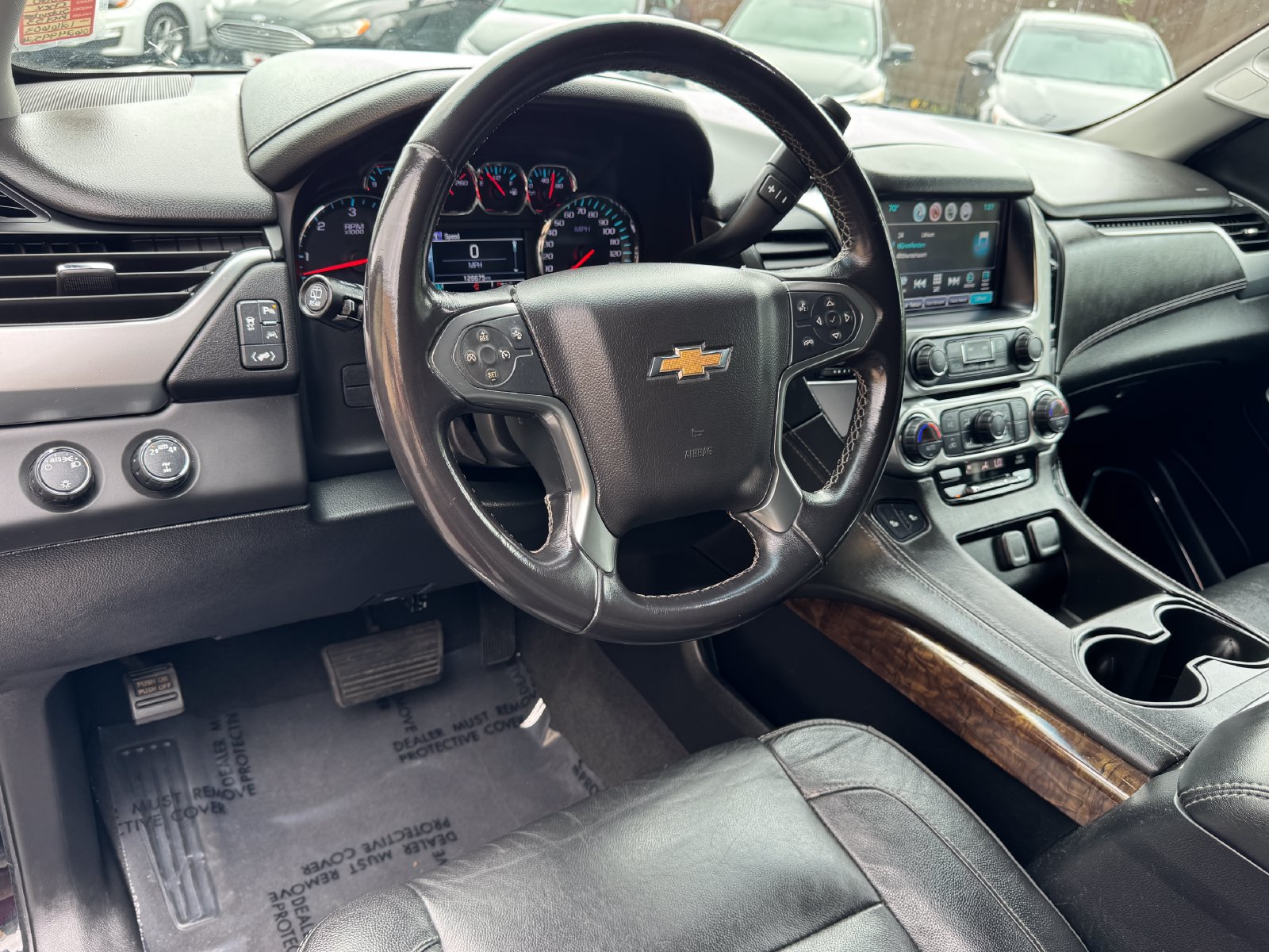 Used 2020 Chevrolet Suburban LT AWD/4WD image 10