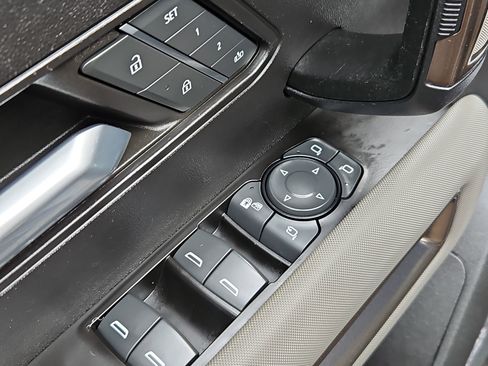 Used 2024 GMC Hummer EV 3X image 10