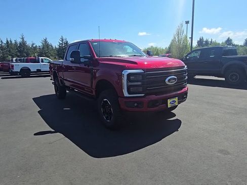 Used 2025 Ford F350 Platinum w/ Tremor Off-Road Package AWD/4WD image 6