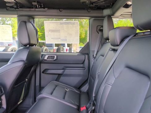 New 2026 Ford Bronco Outer Banks w/ Sasquatch Package AWD/4WD image 14