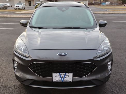 Used 2021 Ford Escape Titanium image 12