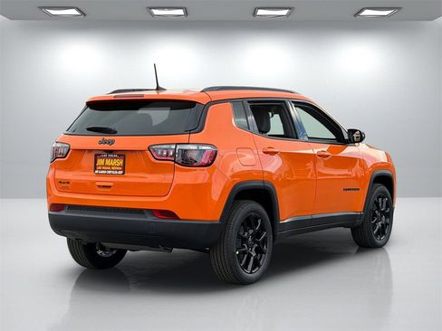 New 2026 Jeep Compass Latitude image 5