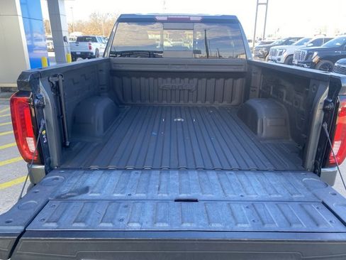 Used 2019 GMC Sierra 1500 AT4 w/ AT4 Premium Package image 6