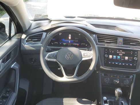 Certified 2024 Volkswagen Tiguan S FWD image 19