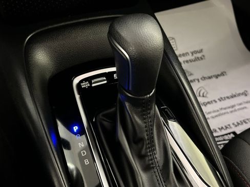 Used 2024 Toyota Corolla SE image 19