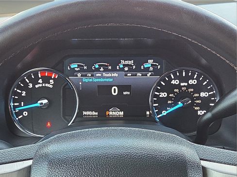 Used 2022 Ford F250 Platinum w/ FX4 Off-Road Package image 23