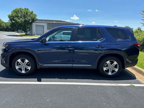 Used 2023 Honda Pilot EX-L image 8