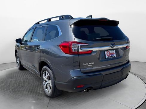Used 2025 Subaru Ascent Premium AWD/4WD image 3