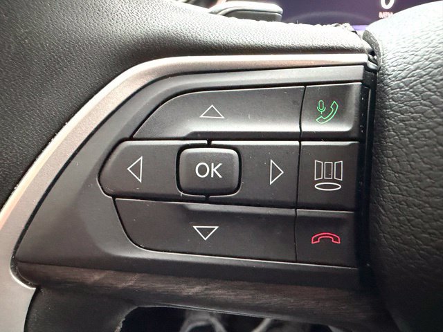 Used 2023 Jeep Grand Cherokee L Limited w/ Luxury Tech Group II AWD/4WD image 37