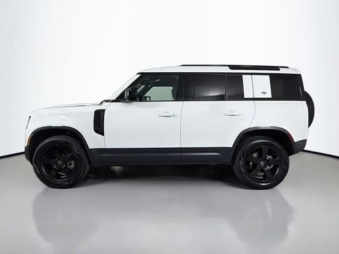 Certified 2024 Land Rover Defender 110 S AWD/4WD image 8