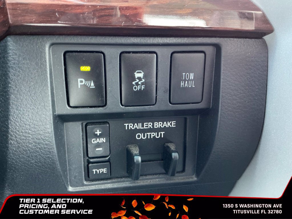 Used 2017 Toyota Tundra Limited w/ Limited Premium Package AWD/4WD image 33