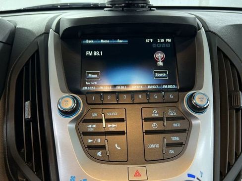 Used 2017 Chevrolet Equinox LS FWD image 13