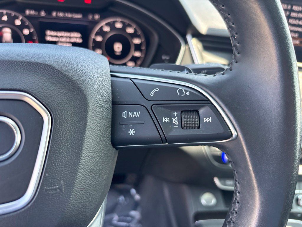 Used 2018 Audi Q5 2.0T Premium AWD/4WD image 23