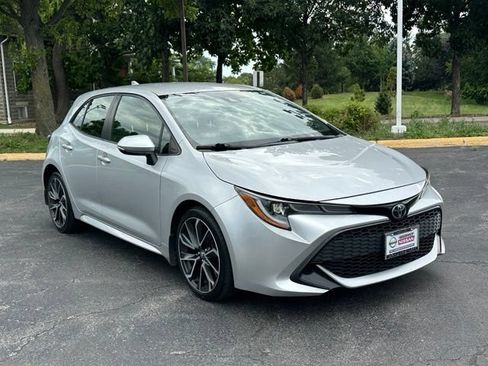 Used 2019 Toyota Corolla SE FWD image 3