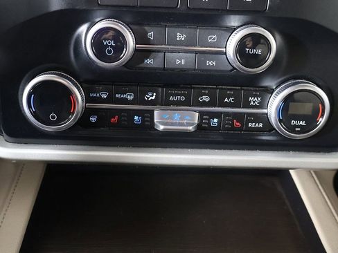 Used 2024 Ford Expedition Max Limited AWD/4WD image 52