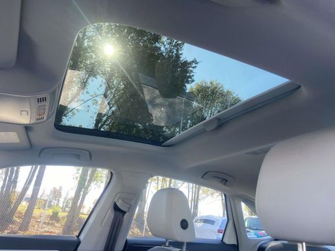 New 2026 Volkswagen Jetta SE image 18