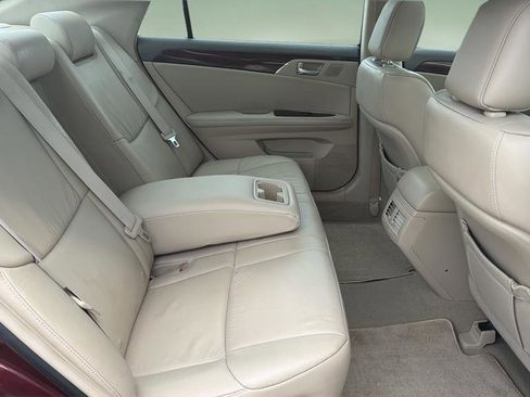 Used 2009 Toyota Avalon Limited FWD image 14