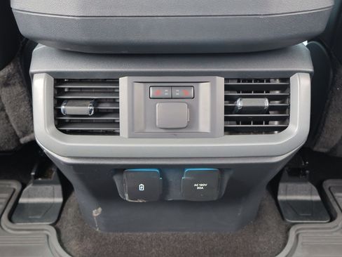 Used 2021 Ford F150 Lariat w/ Equipment Group 502A High image 40