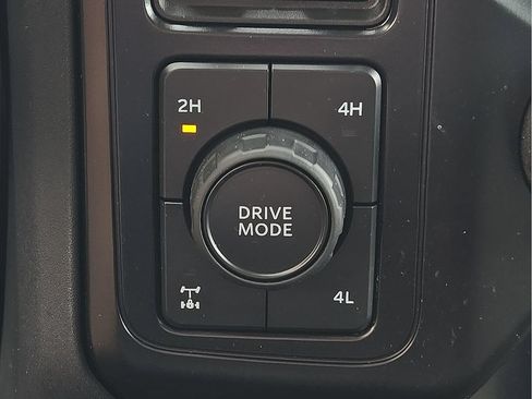 Used 2026 Ford F350 XLT w/ XLT Premium Package AWD/4WD image 14