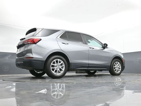 Used 2023 Chevrolet Equinox LT image 40
