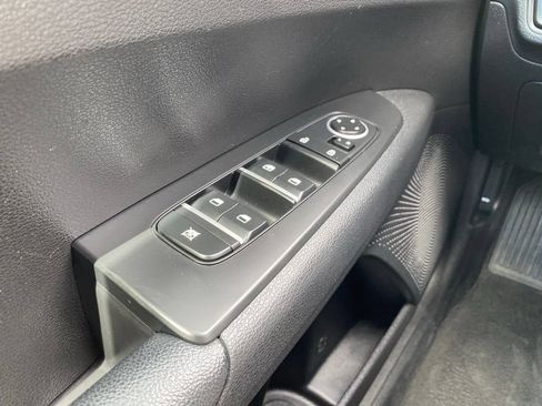 Used 2024 Kia Forte LXS FWD image 23
