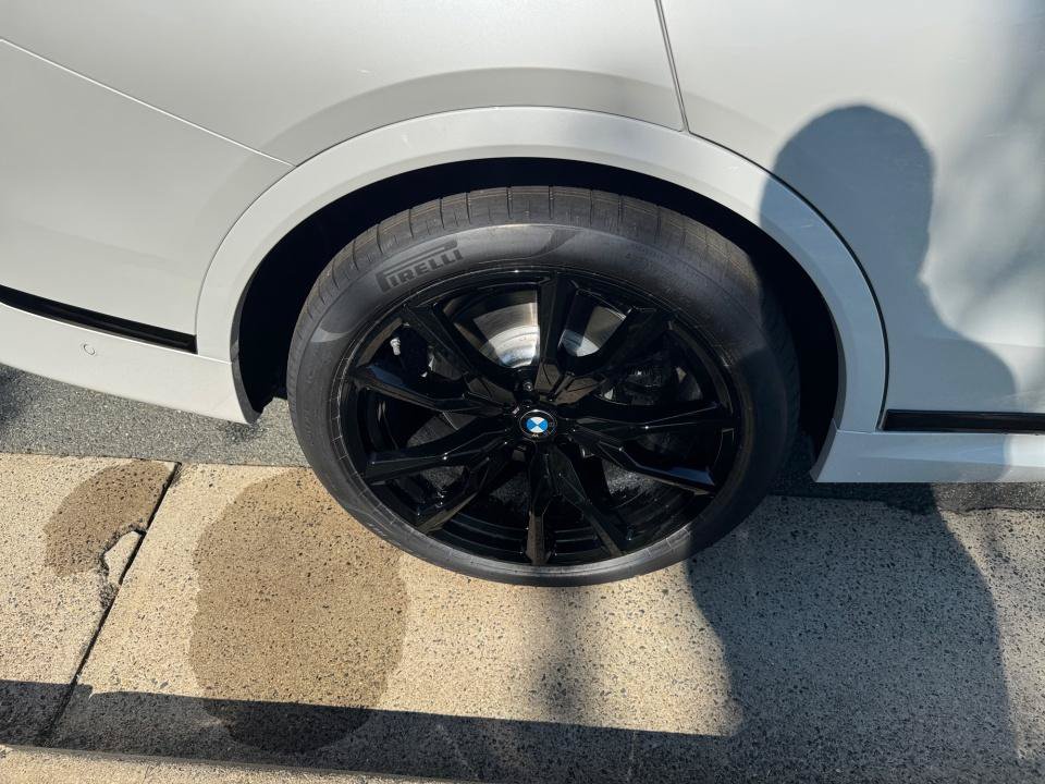 New 2027 BMW X7 xDrive40i w/ Executive Package AWD/4WD image 23