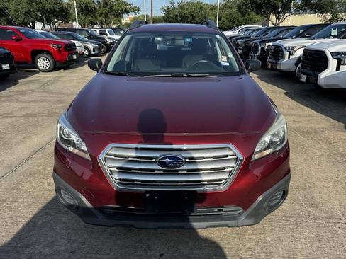 Used 2017 Subaru Outback 2.5i AWD/4WD image 2