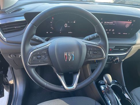 Used 2025 Buick Encore GX Preferred image 27