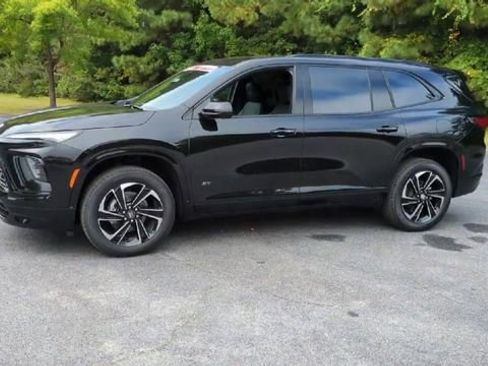 New 2026 Buick Enclave Sport Touring w/ Power Package image 7