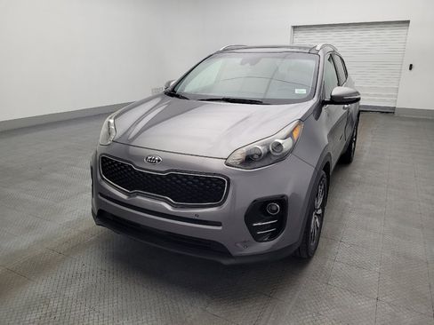Used 2017 Kia Sportage EX w/ EX Technology Package image 15
