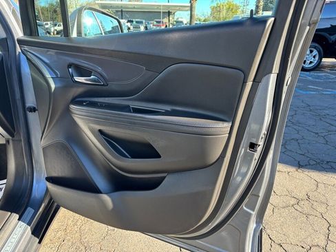 Used 2019 Buick Encore Preferred image 12