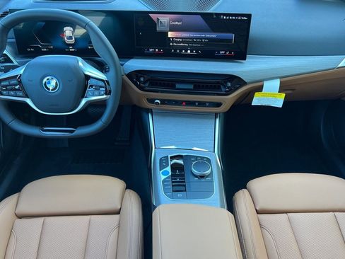 Used 2025 BMW i4 eDrive40 w/ Premium Package image 26