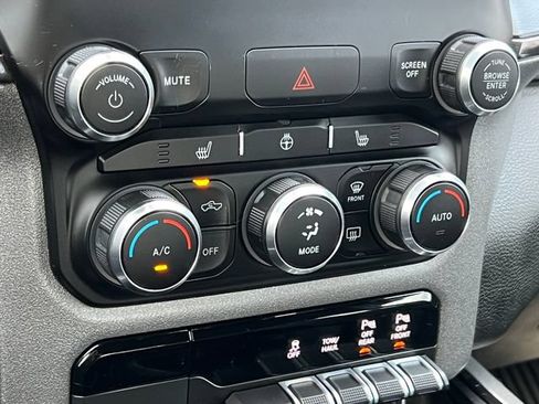 Used 2023 RAM 1500 Big Horn AWD/4WD image 31