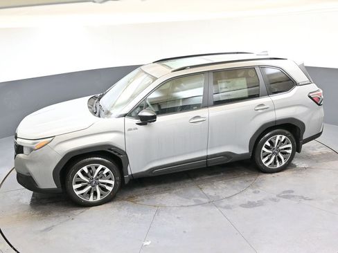 New 2025 Subaru Forester Touring image 37