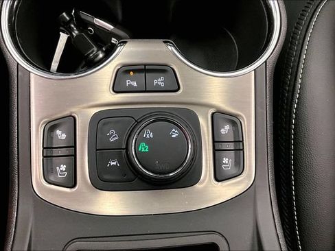 Used 2024 GMC Terrain Denali w/ Denali Premium Package AWD/4WD image 37
