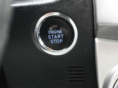 Certified 2016 Toyota 4Runner Limited image 7