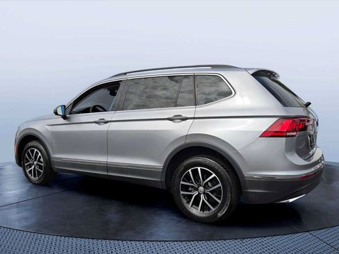 Used 2021 Volkswagen Tiguan SE FWD image 4