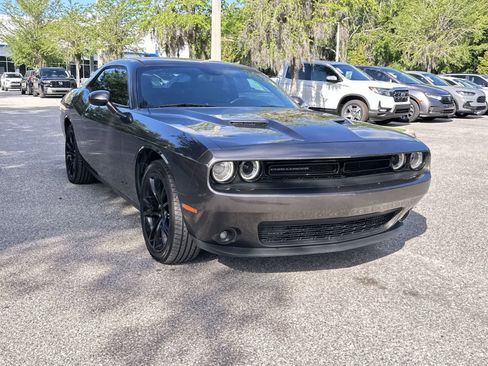 Used 2016 Dodge Challenger SXT w/ Blacktop Package RWD image 8