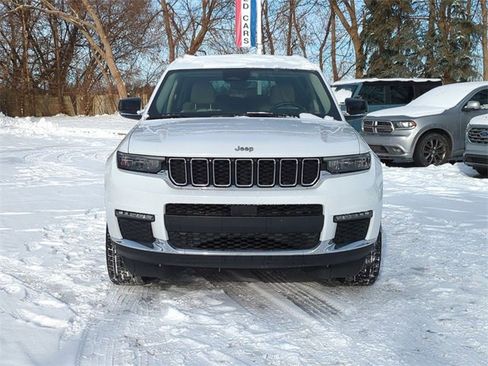 Used 2021 Jeep Grand Cherokee L Limited image 8